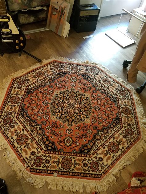 where can i get discount area rugs flea market